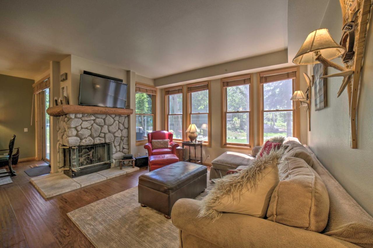 Mammoth Lakes Vacation Rental With Community Hot Tub Exterior photo